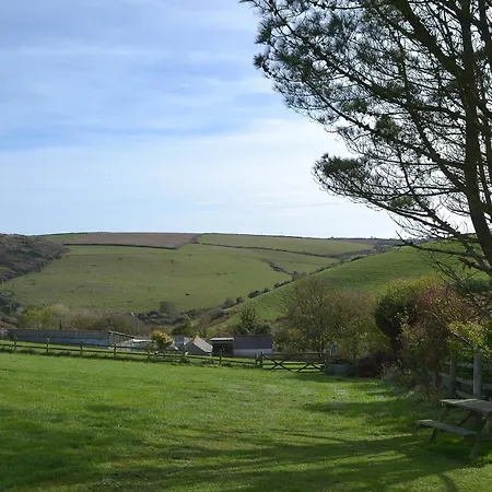 Wringford Farm Annexe * Cawsand